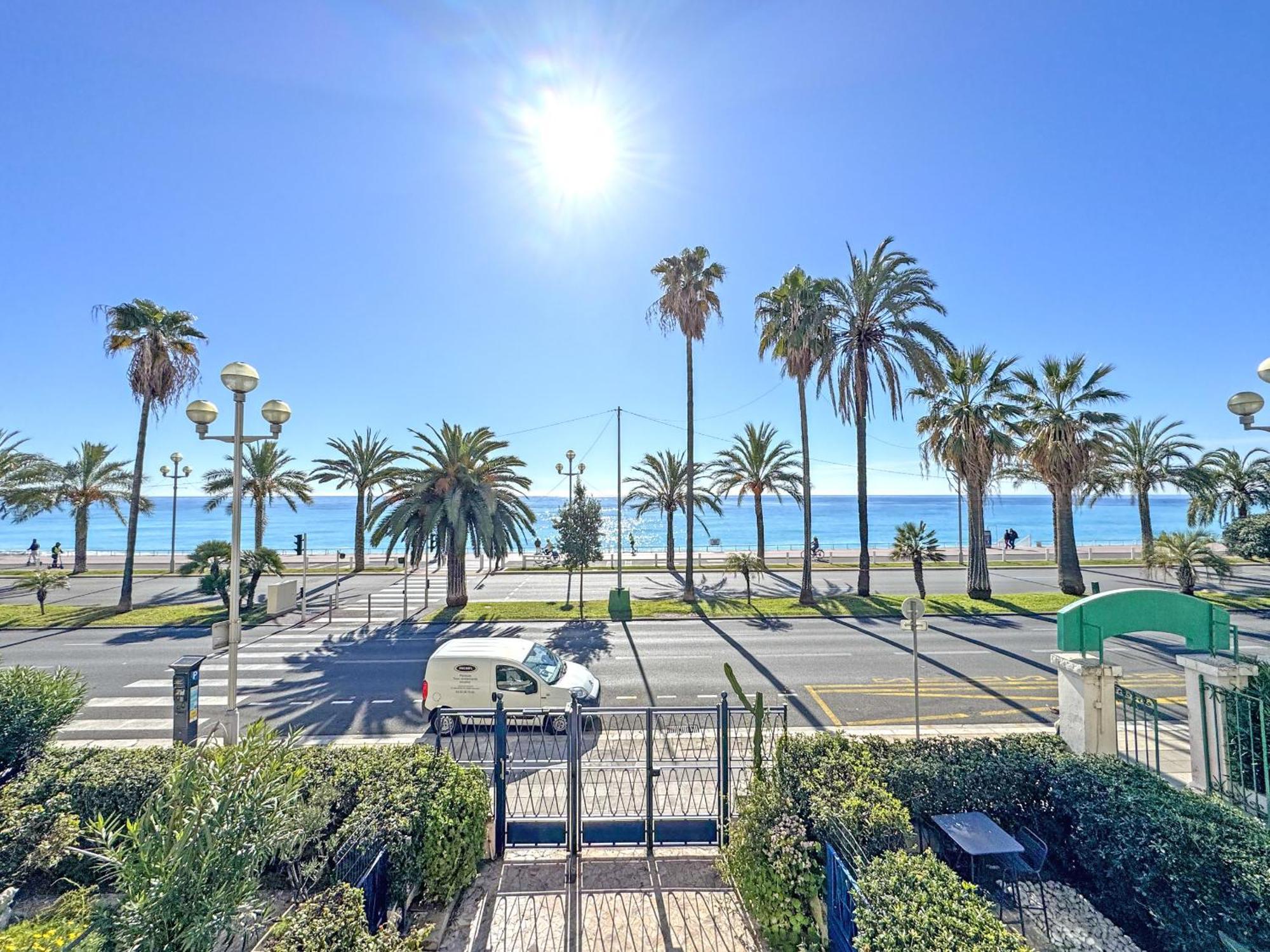 Promenade Holiday - Suffren Beach Niza Exterior foto