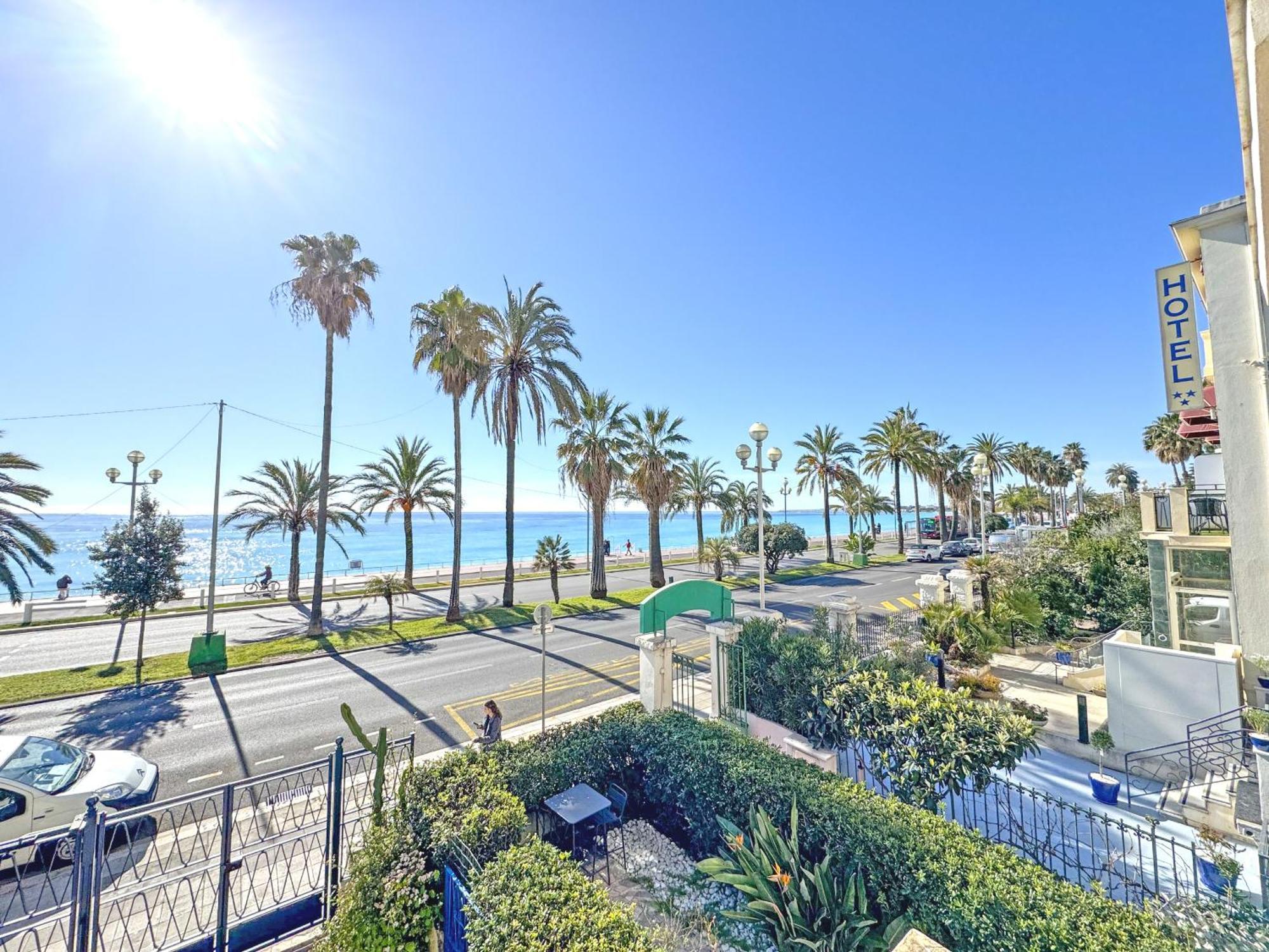 Promenade Holiday - Suffren Beach Niza Exterior foto